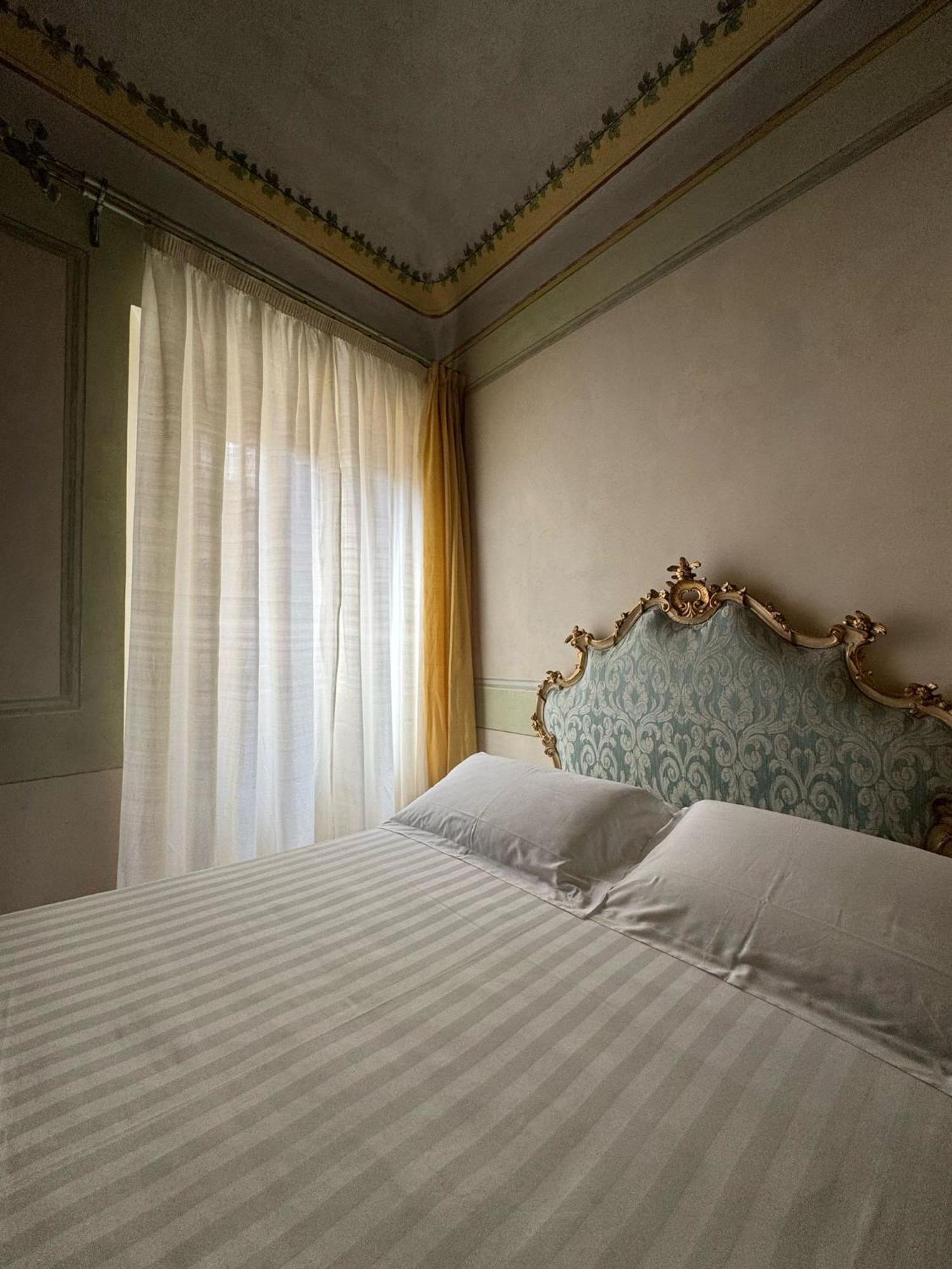 Urbino Apartments - Palazzo Paltroni Studio 외부 사진